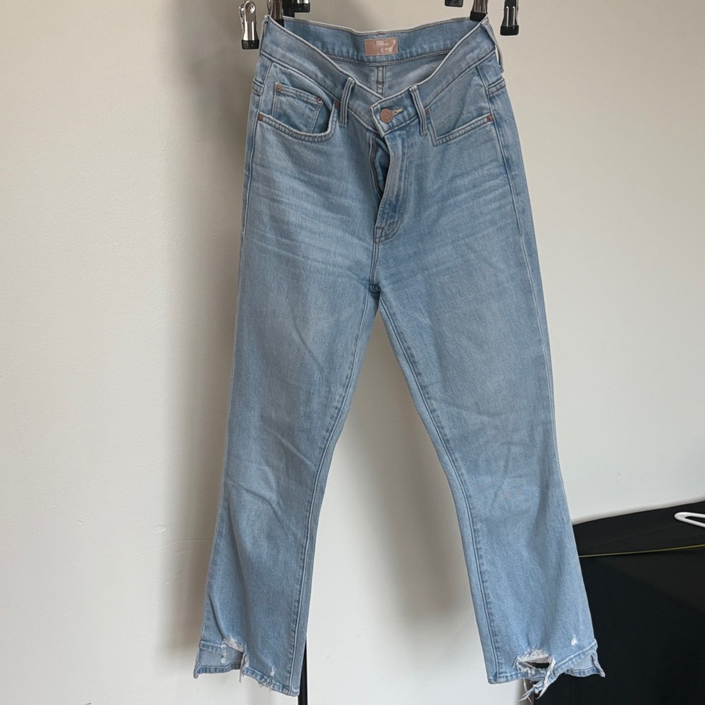 Light Blue Distressed Women Jeans 25” inseam